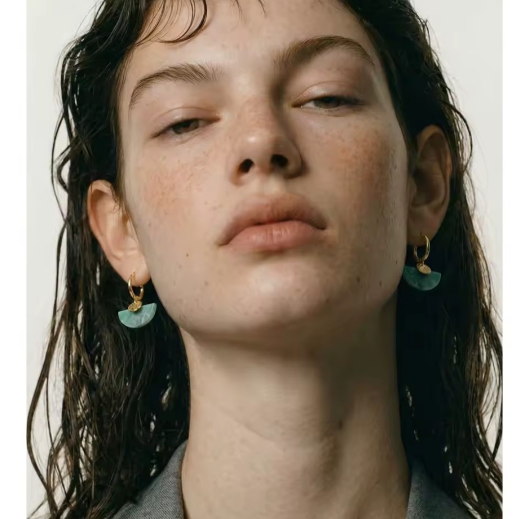 Pendientes Celestina