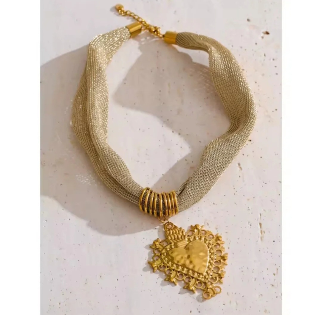 Collar Románico