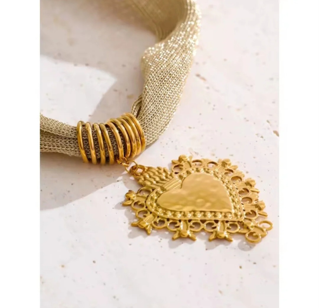 Collar Románico
