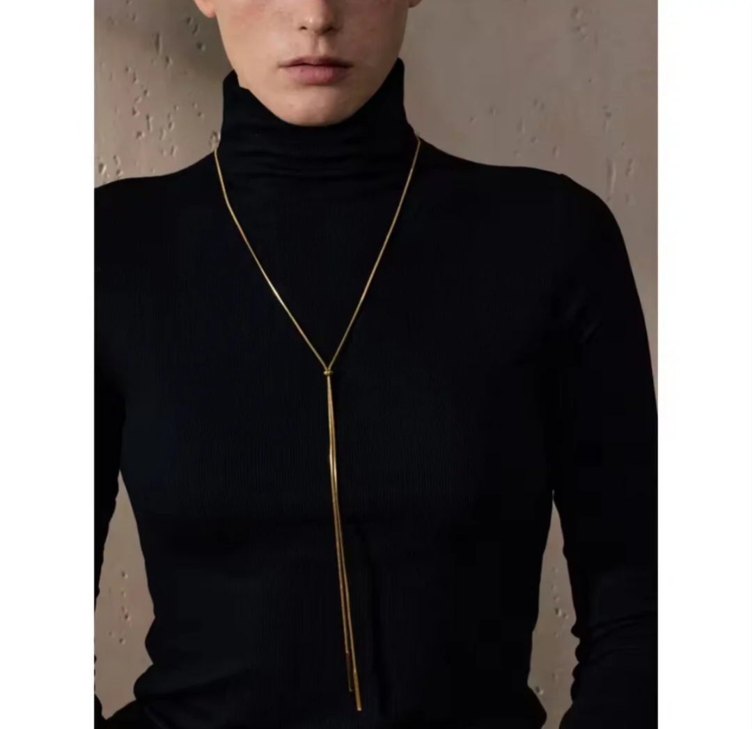 Collar Moscú - Dorado