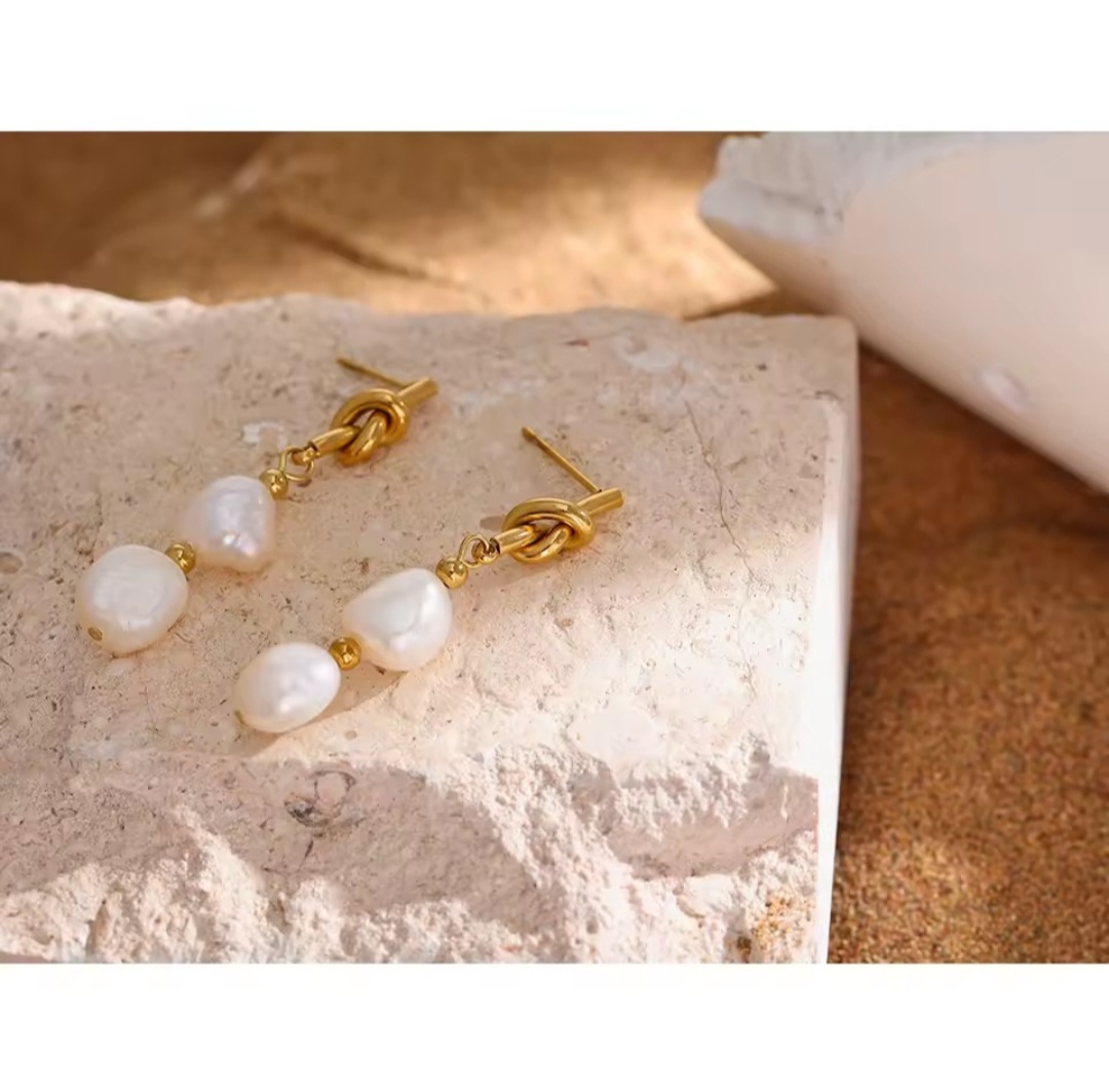 Pendientes Leila