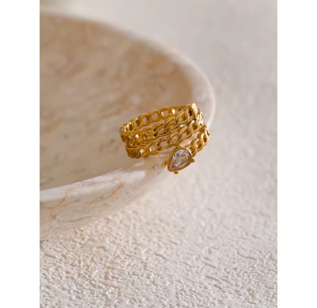 Anillo Simone