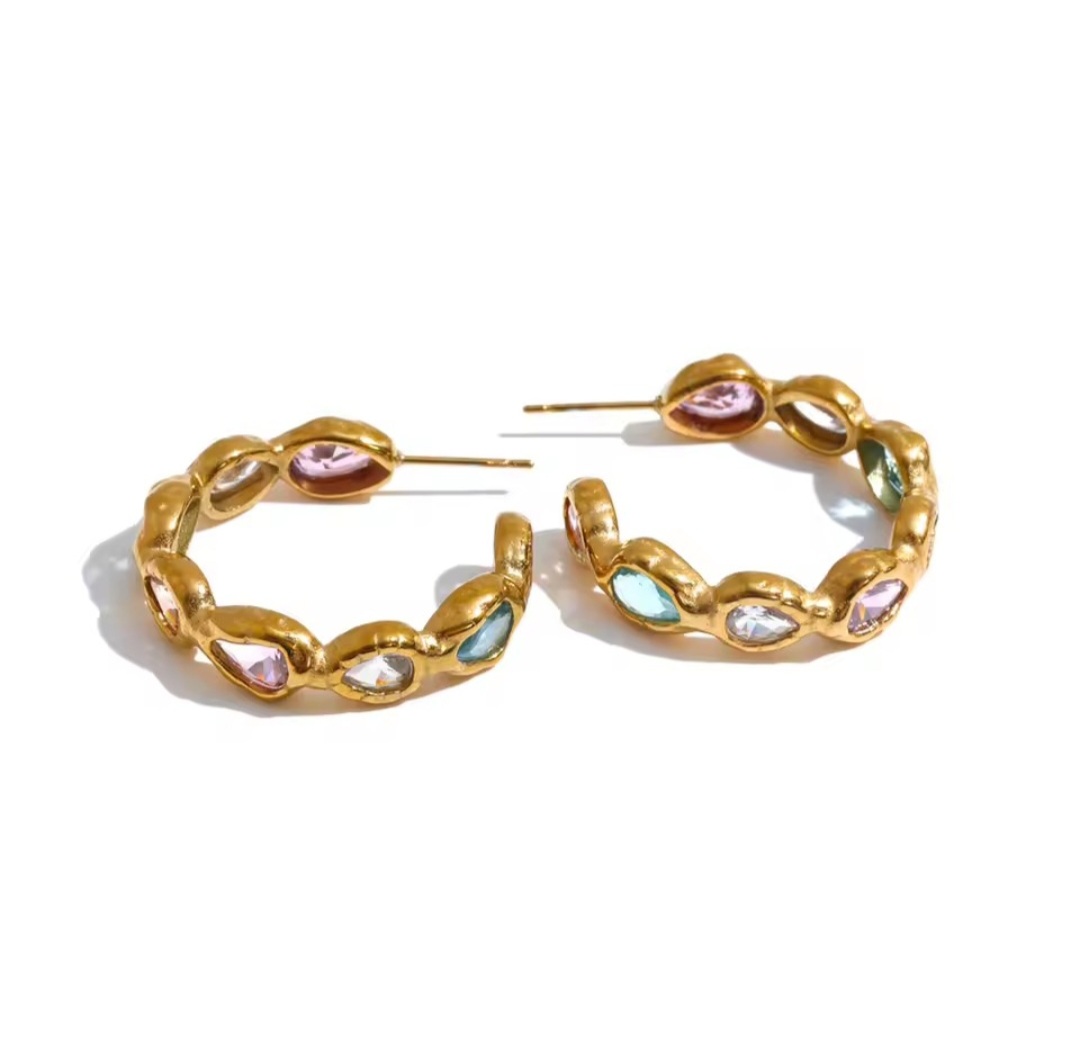 Aros Lucrecia
